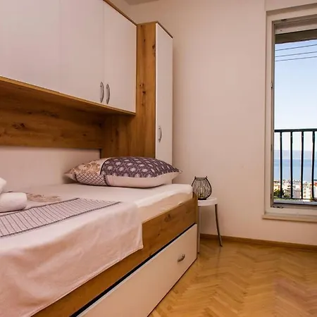 Lägenhet Faith Split