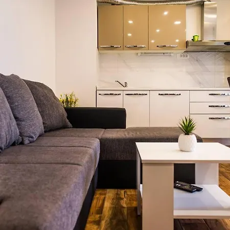 Faith Apartman