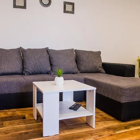 Faith Apartman Split